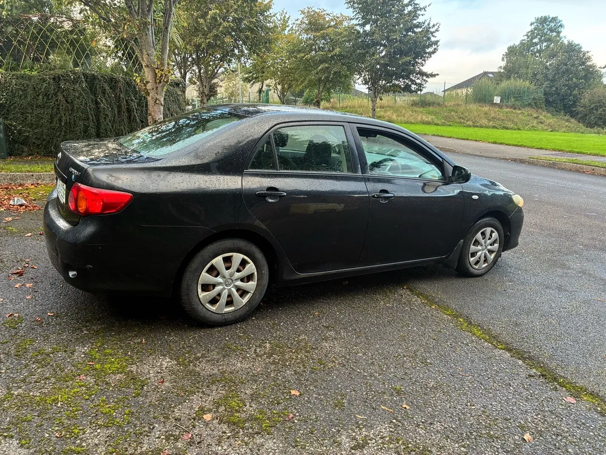 Toyota Corolla - Image 2