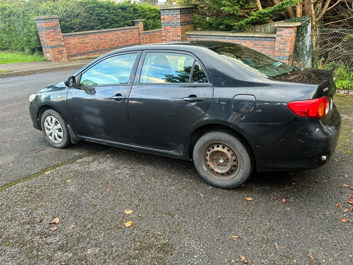 Toyota Corolla - Image 4