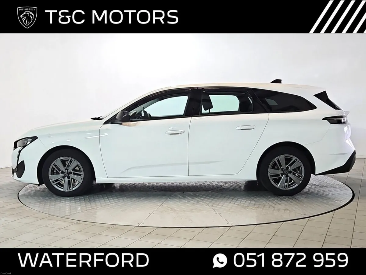 Peugeot 308 *Low Mileage* SW Active Model - Parkin - Image 5