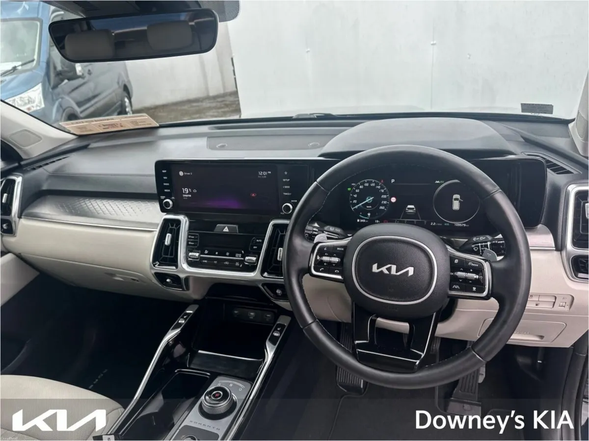 Kia Sorento 1.6 PETROL PLUG-IN HYBRID 7-SEATER - Image 5