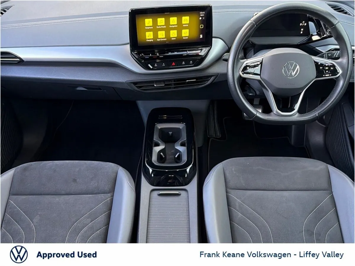 Volkswagen ID.4 77KWH LIFE 174HP *MOONSTONE GREY* - Image 2