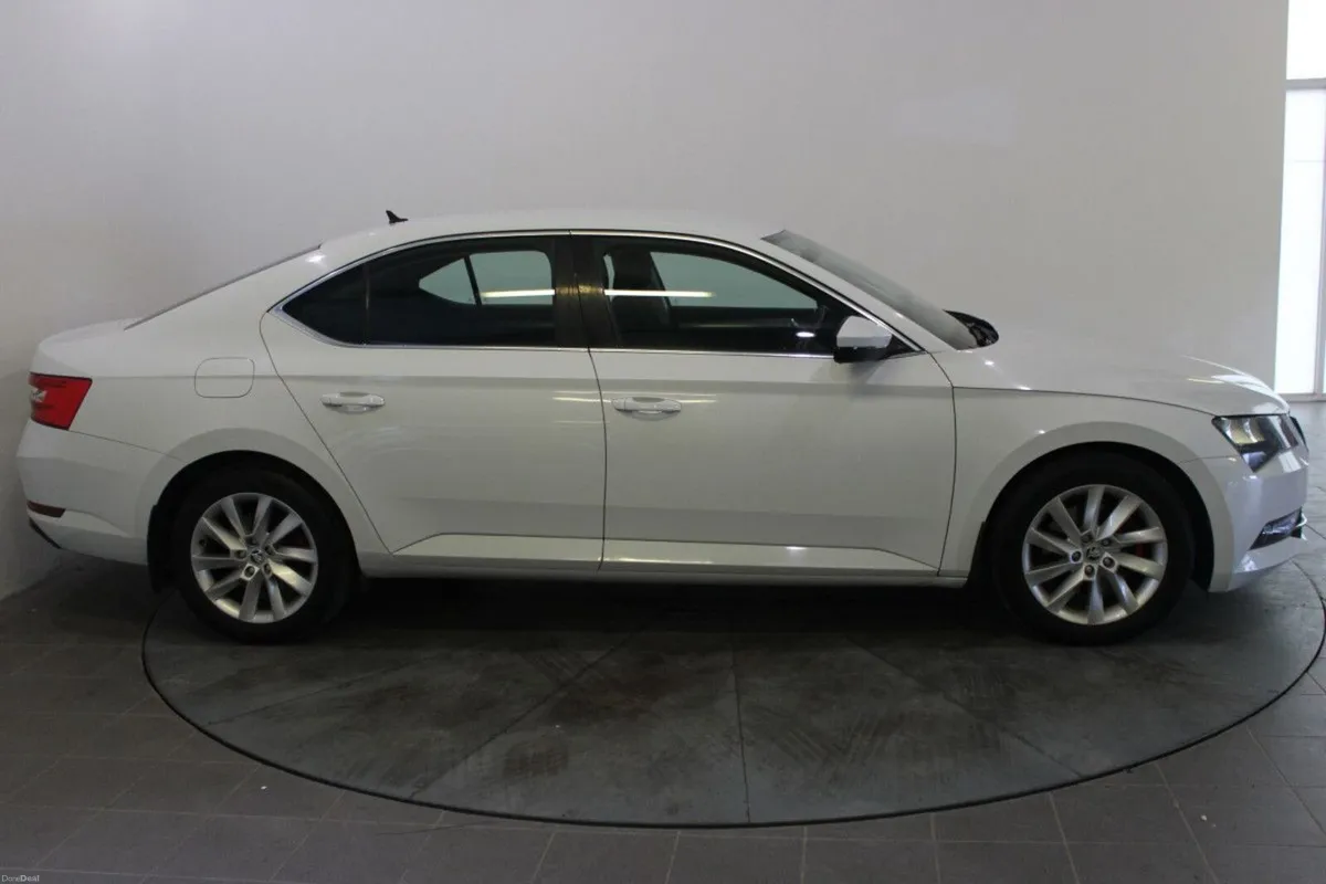 Skoda Superb SUPERB 2.0TDI SE - TENDER 21 - Image 2
