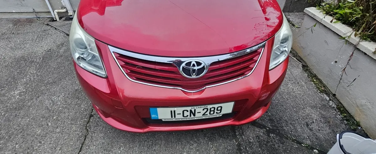 Toyota Avensis 2011 - Image 4