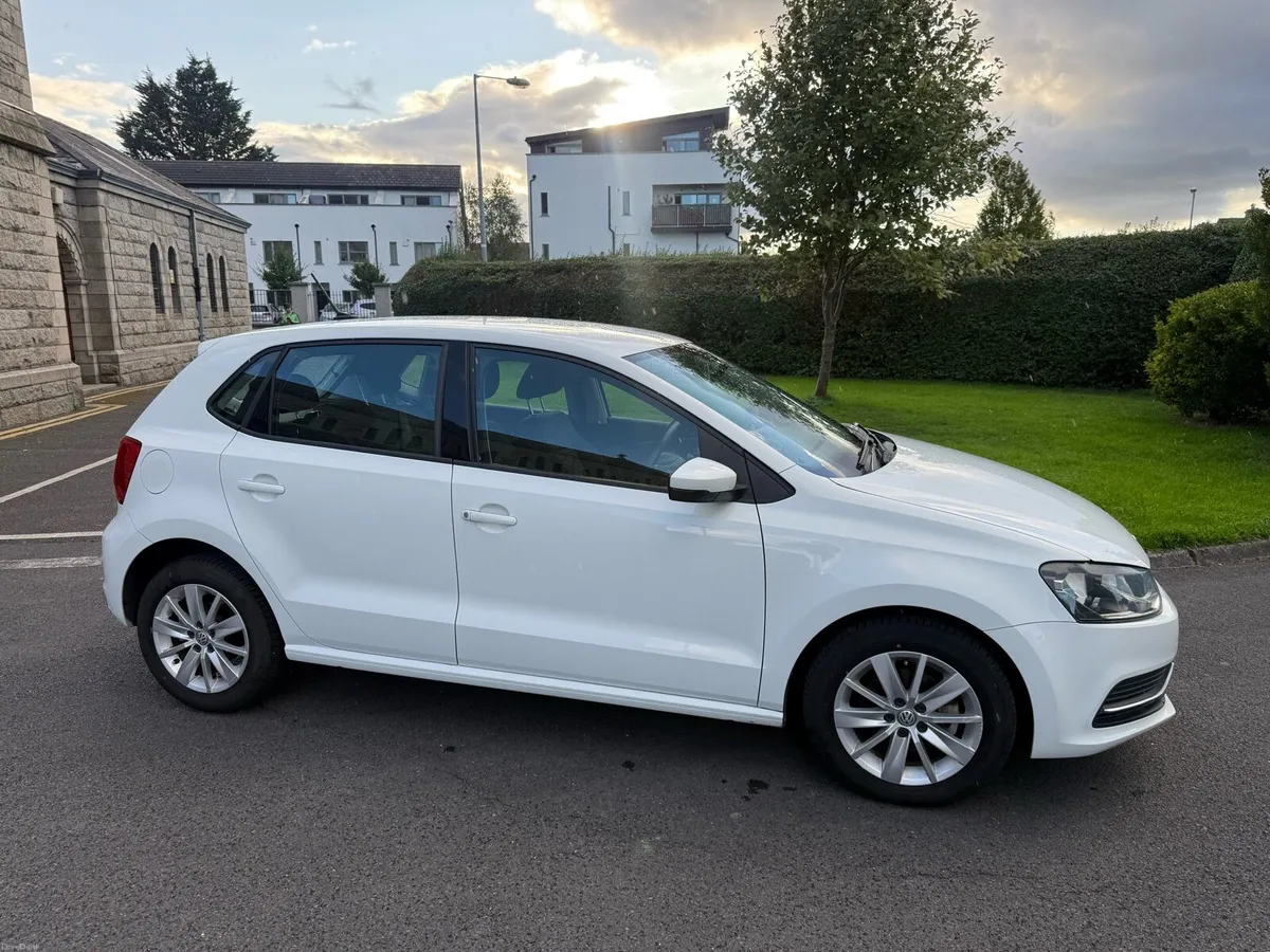 Volkswagen Polo 1.2 NCT 8/27 | CarPlay | Camera - Image 1