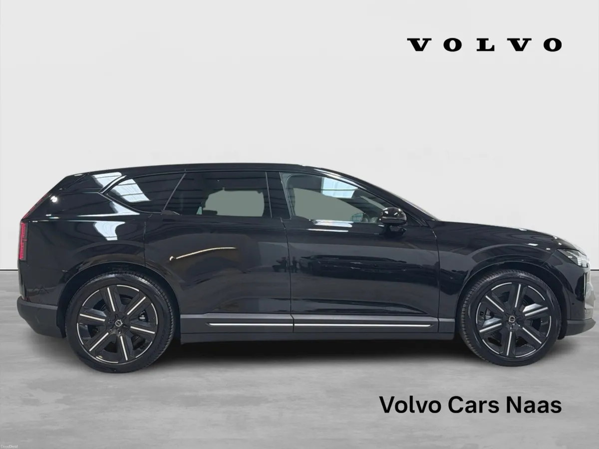 Volvo EX60 2026 - Image 3