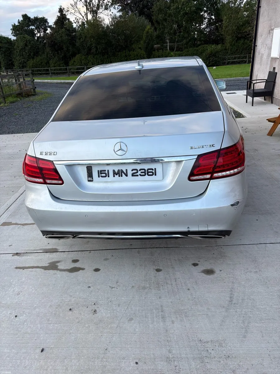 Mercedes e220 - Image 4