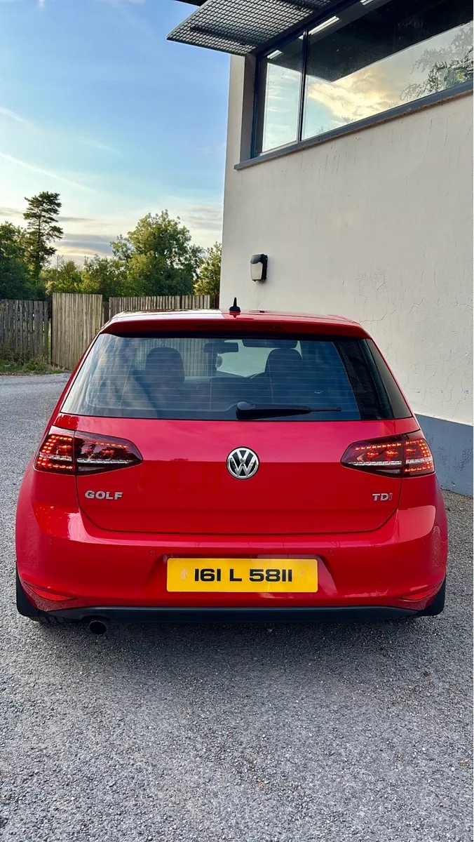 2016 Volkswagen Golf - Image 6