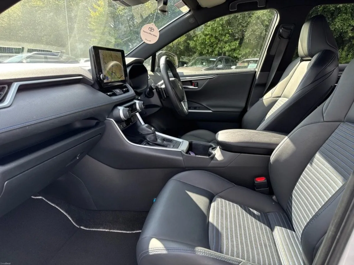 Toyota RAV4 RAV4 HYBRID SPORT - Image 6