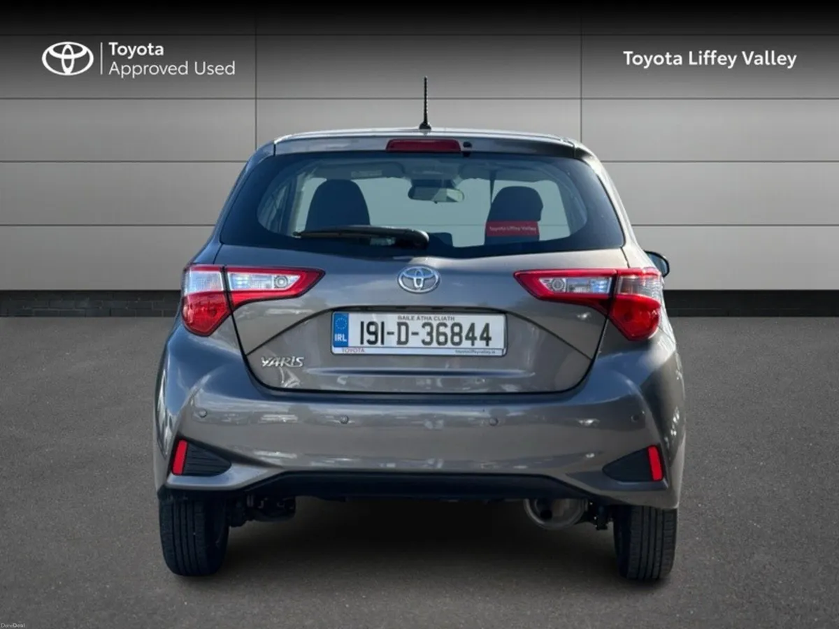 Toyota Yaris YARIS 1.0 5DR LUNA - Image 4