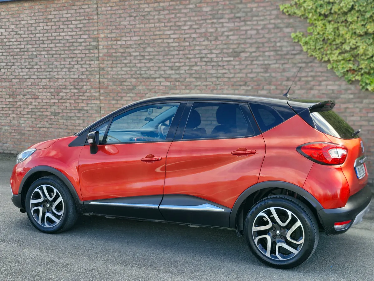 Renault Captur SIGNATURE 1.5 DCI FINANCE AVAILABLE - Image 4