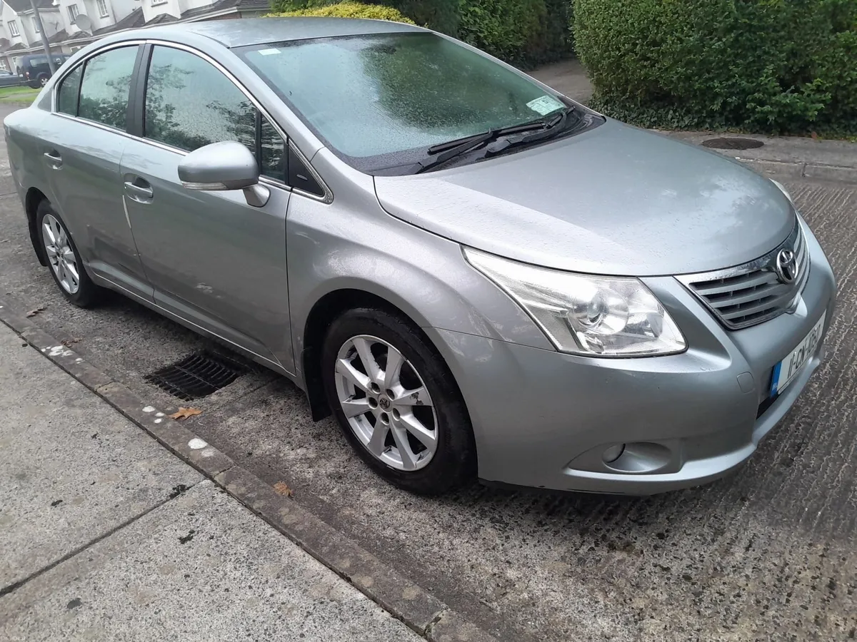 2011 Toyota Avensis 2,0 d4d low km - Image 1