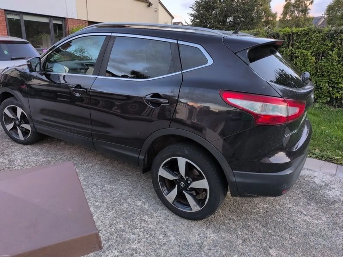2017 Nissan Qashqai - Image 4