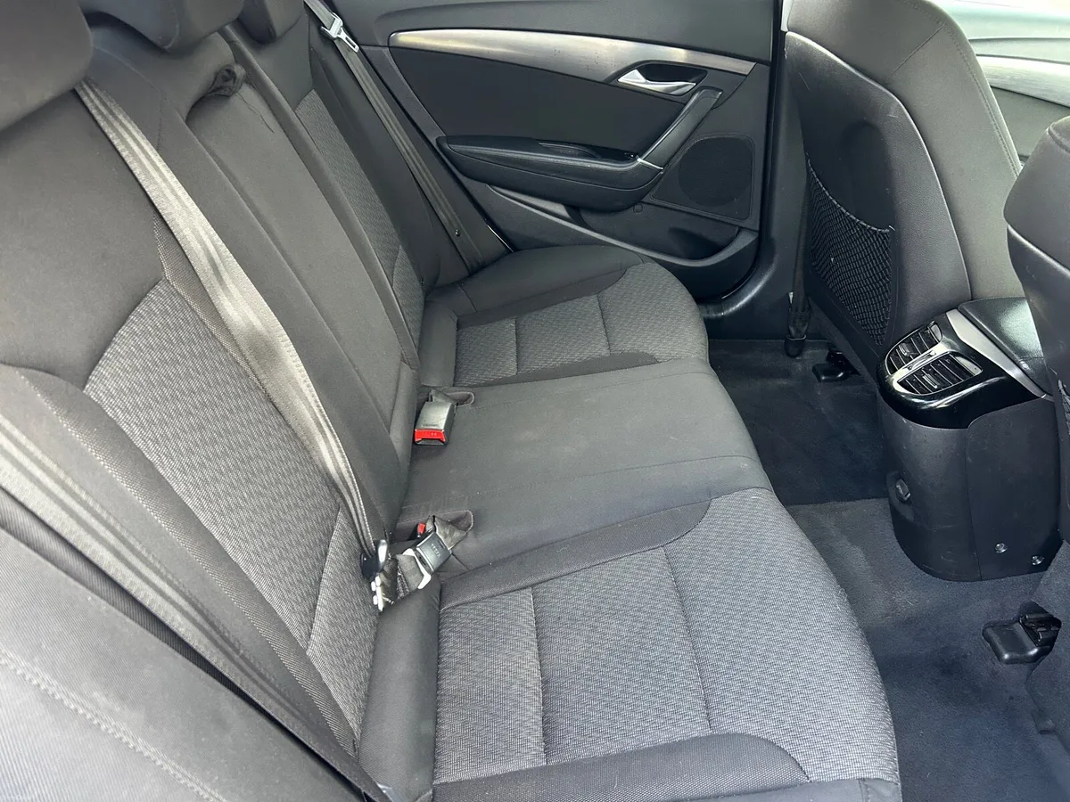 2014 Hyundai I40.. Long NCT & Just Serviced - Image 6