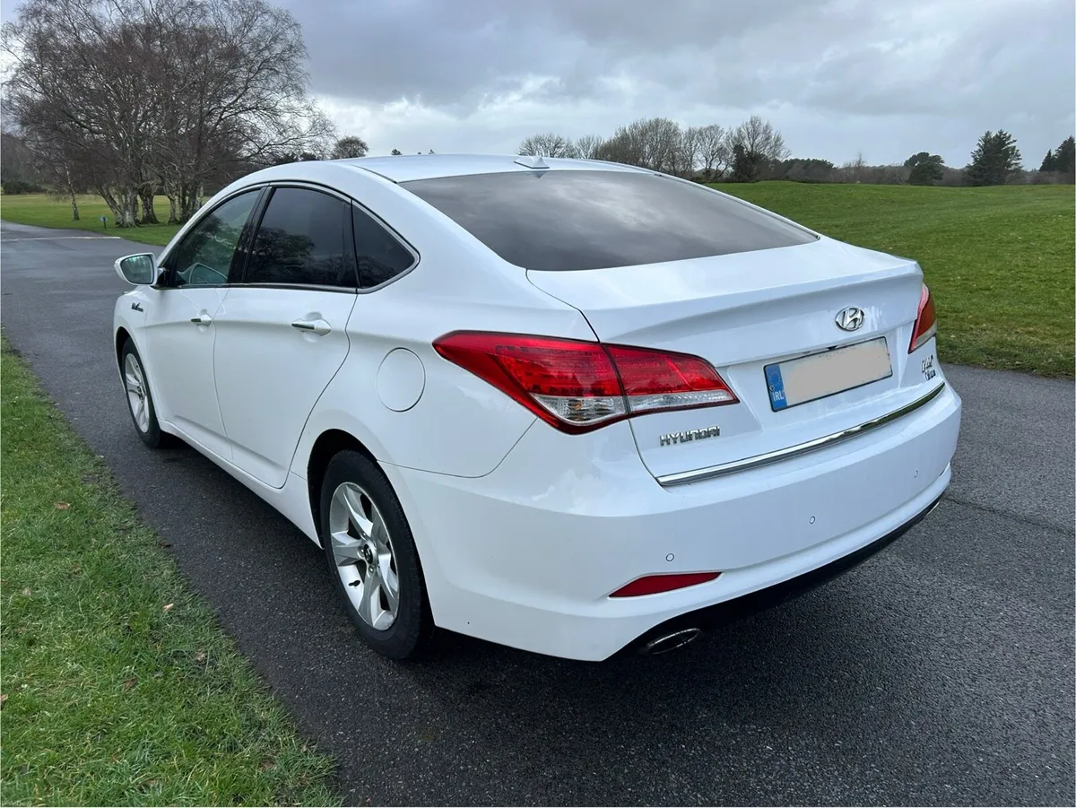 2014 Hyundai I40.. Long NCT & Just Serviced - Image 4