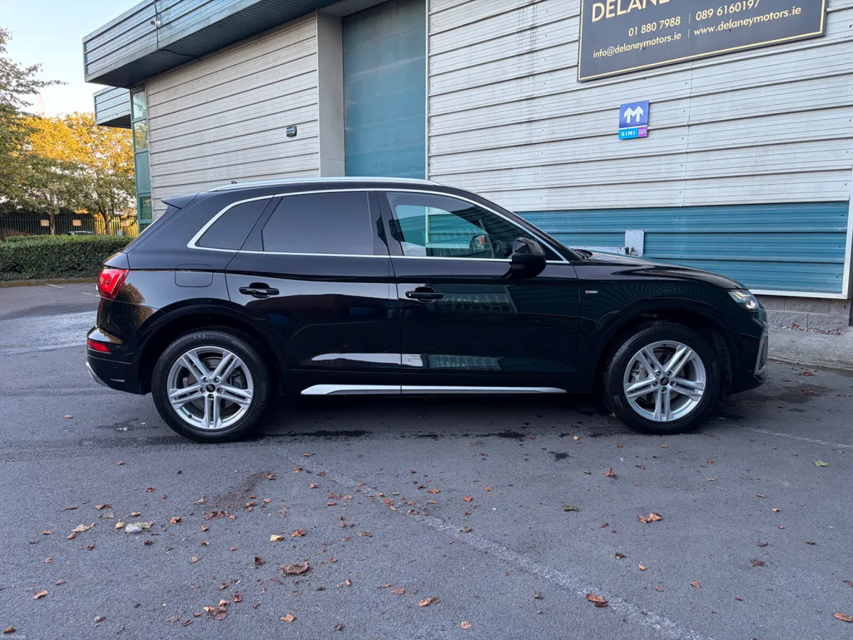 231 Audi Q5 N1 2 Seat Commercial Van - Image 4