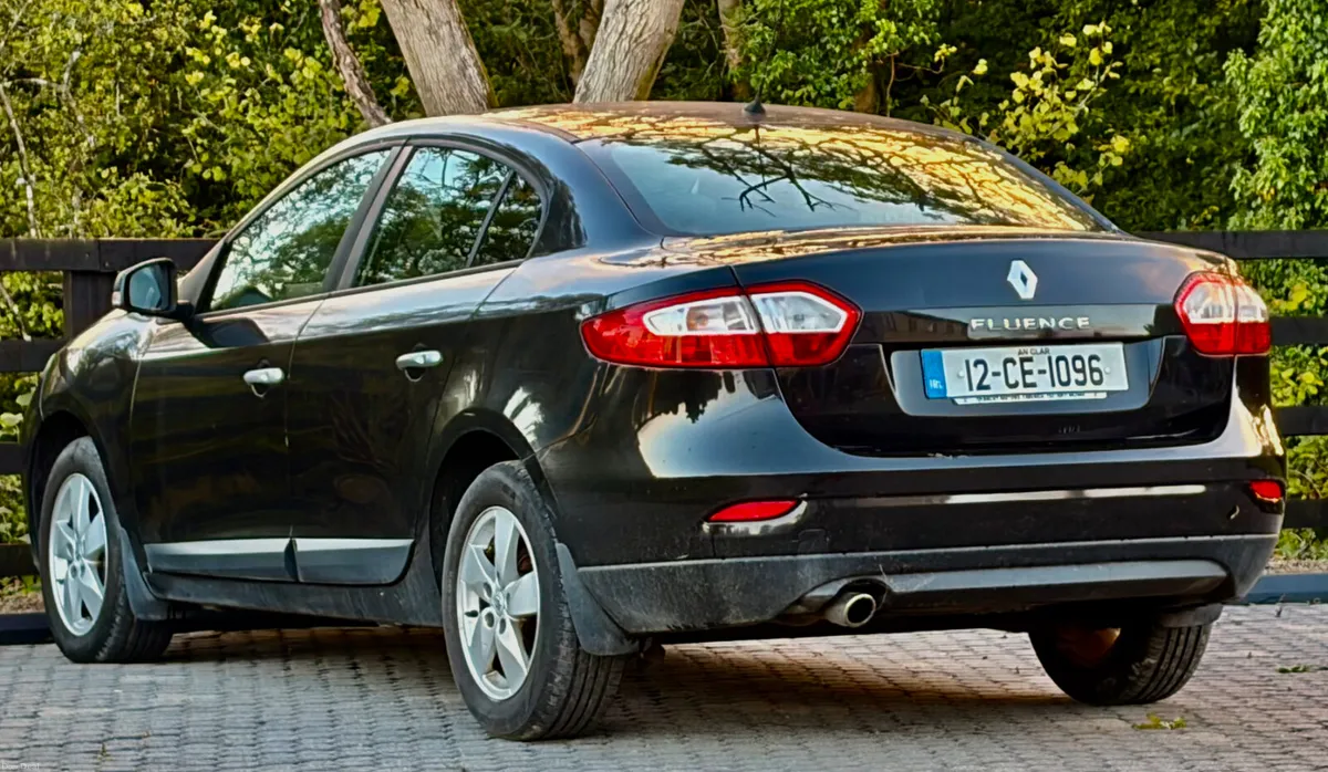 Renault Fluence 2012 - Image 4
