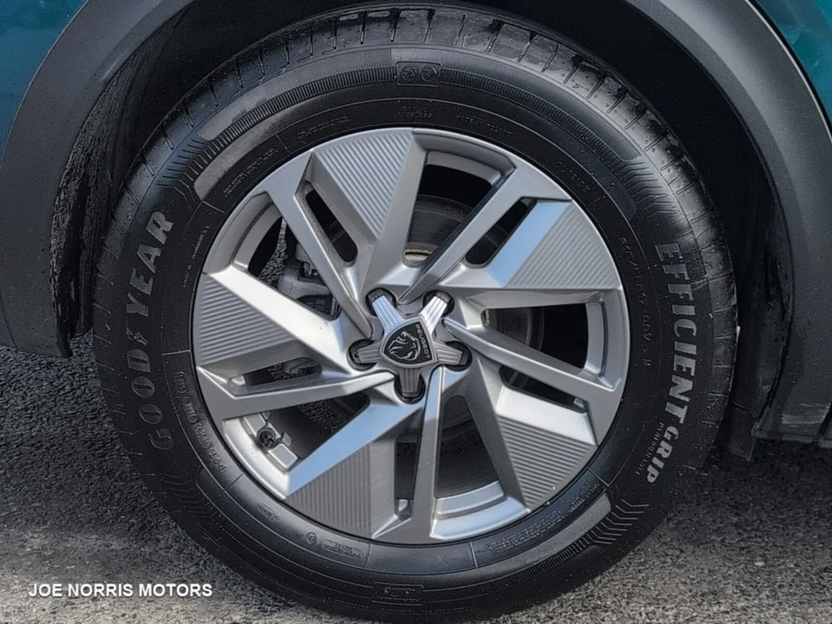 Peugeot 408 ALLURE HYBRID 145BHP S - Image 5
