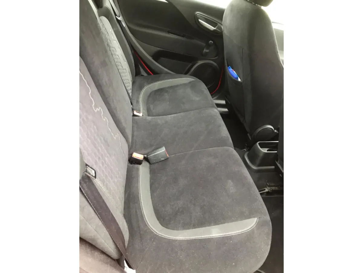 Fiat Punto EASY 1.2 4DR - Image 6