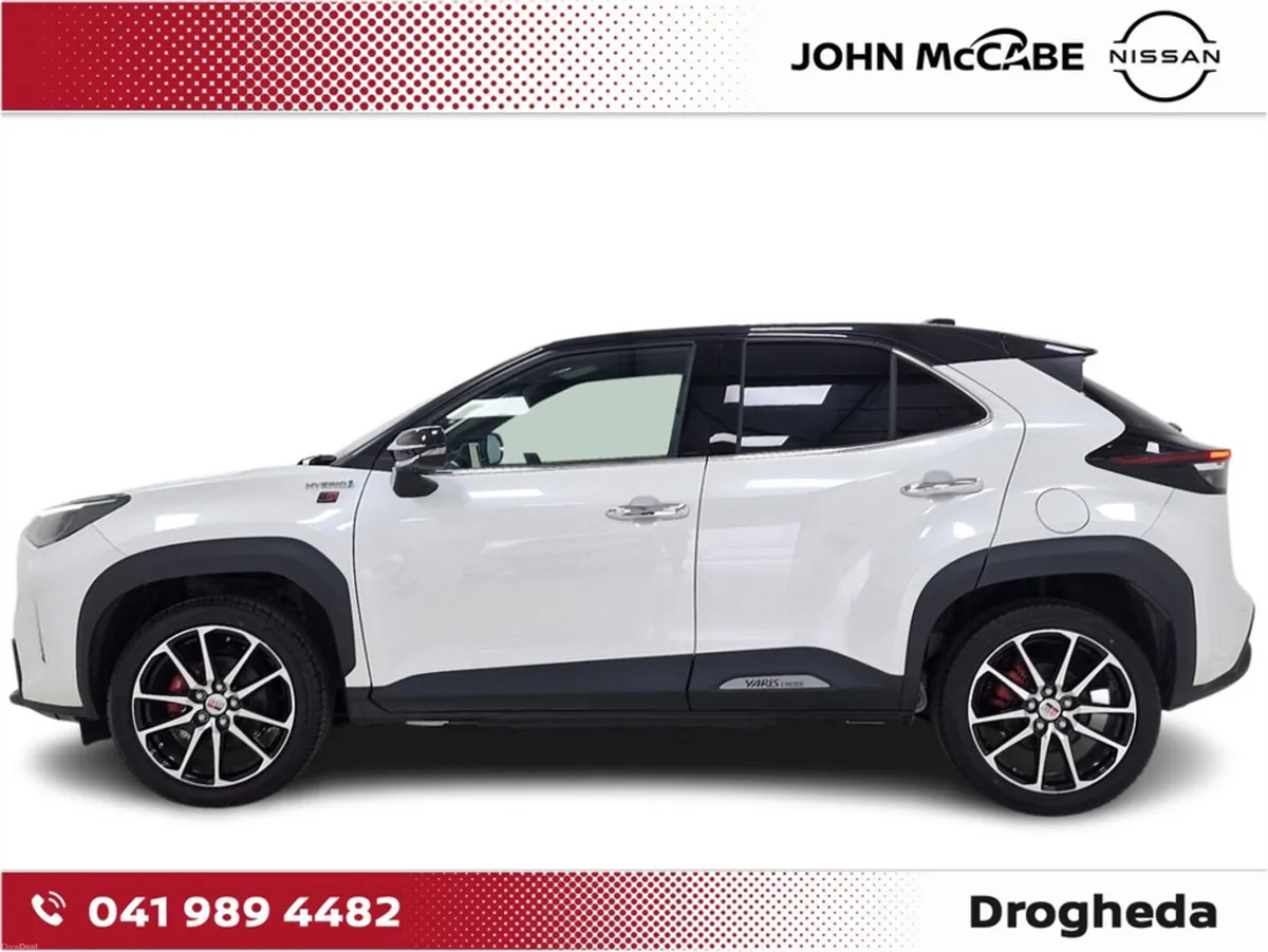 Toyota Yaris Cross HYBRID GR SPORT 2 TONE AUTOMATI - Image 4