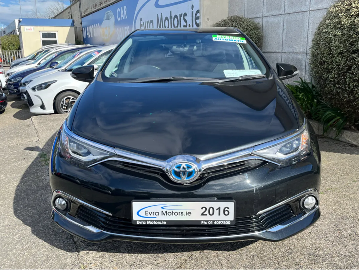 Toyota Auris HYBRID AUTOMATIC 1.8 PETROL //LOW MIL - Image 2