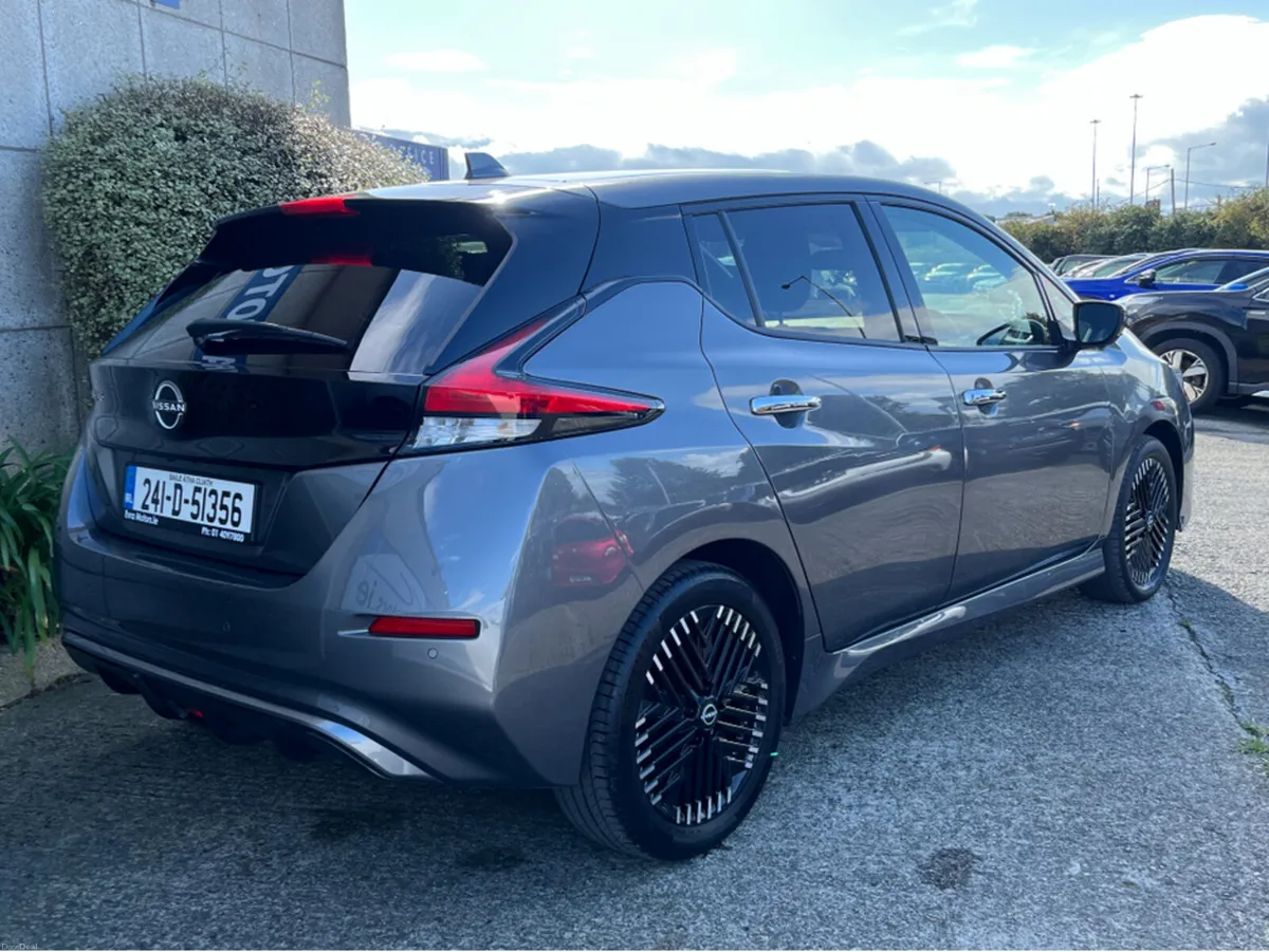 Nissan Leaf N-CONNECTA EV ELECTRIC //LOW MILES//HI - Image 4