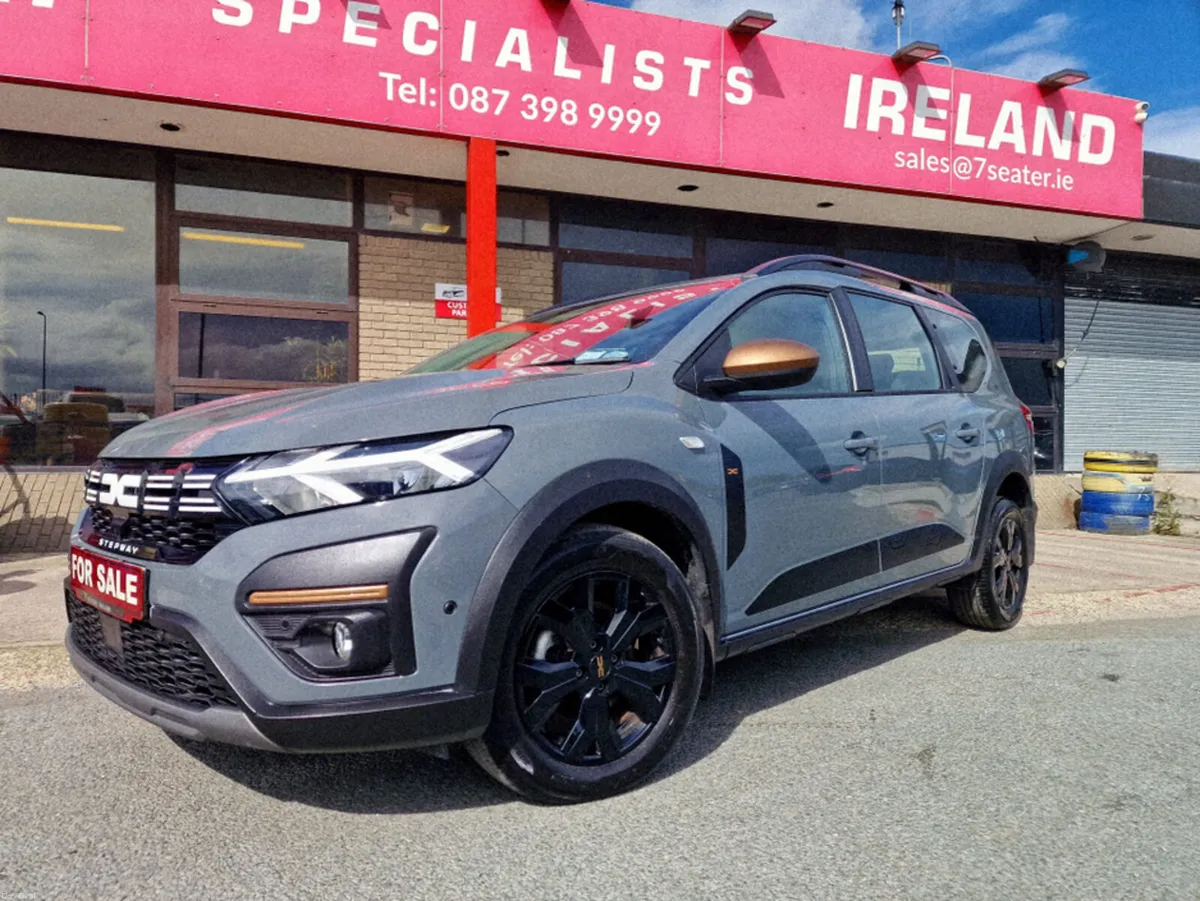 Dacia Jogger 7 seater EXTREME TCE110 GSR2 5DR 7sea - Image 1