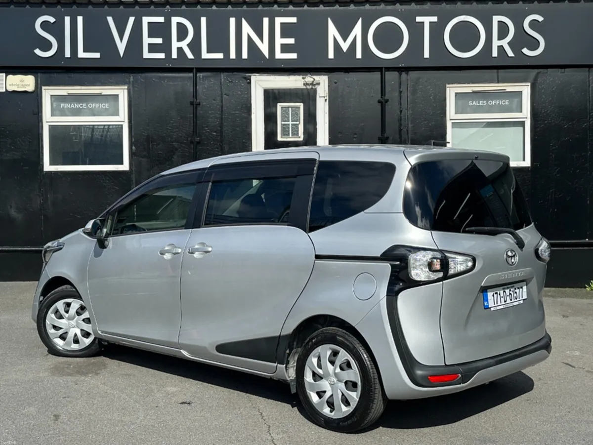 Toyota Sienta 1.5 HYBRID 7 SEATER AUTOMATIC - Image 3