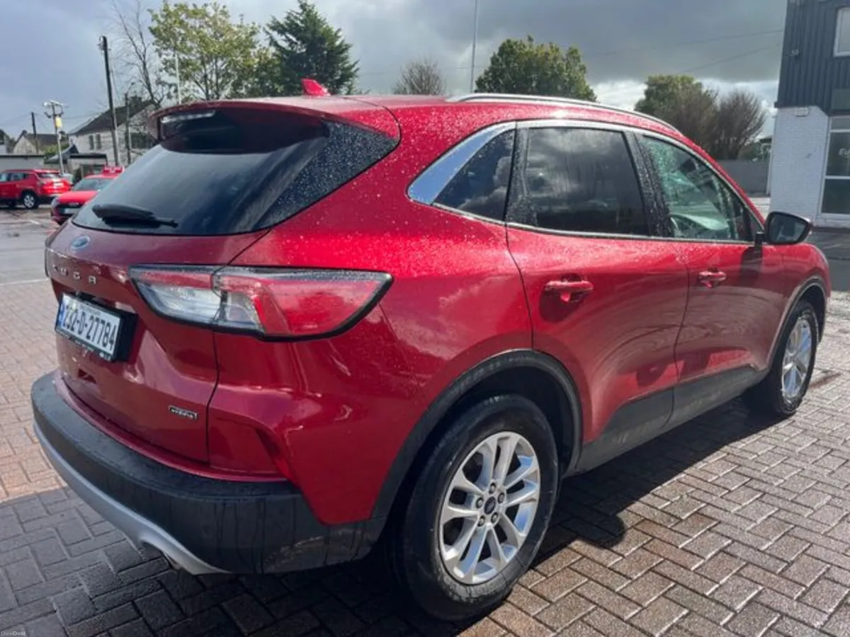 Ford Kuga Titanium PLUG IN HYBRID AUTOMATIC - Image 4