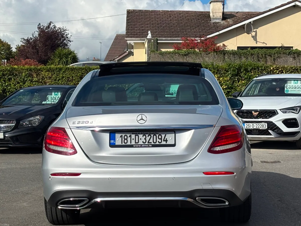 Mercedes-Benz E-Class E220D AMG LINE AUTO *PAN ROO - Image 6