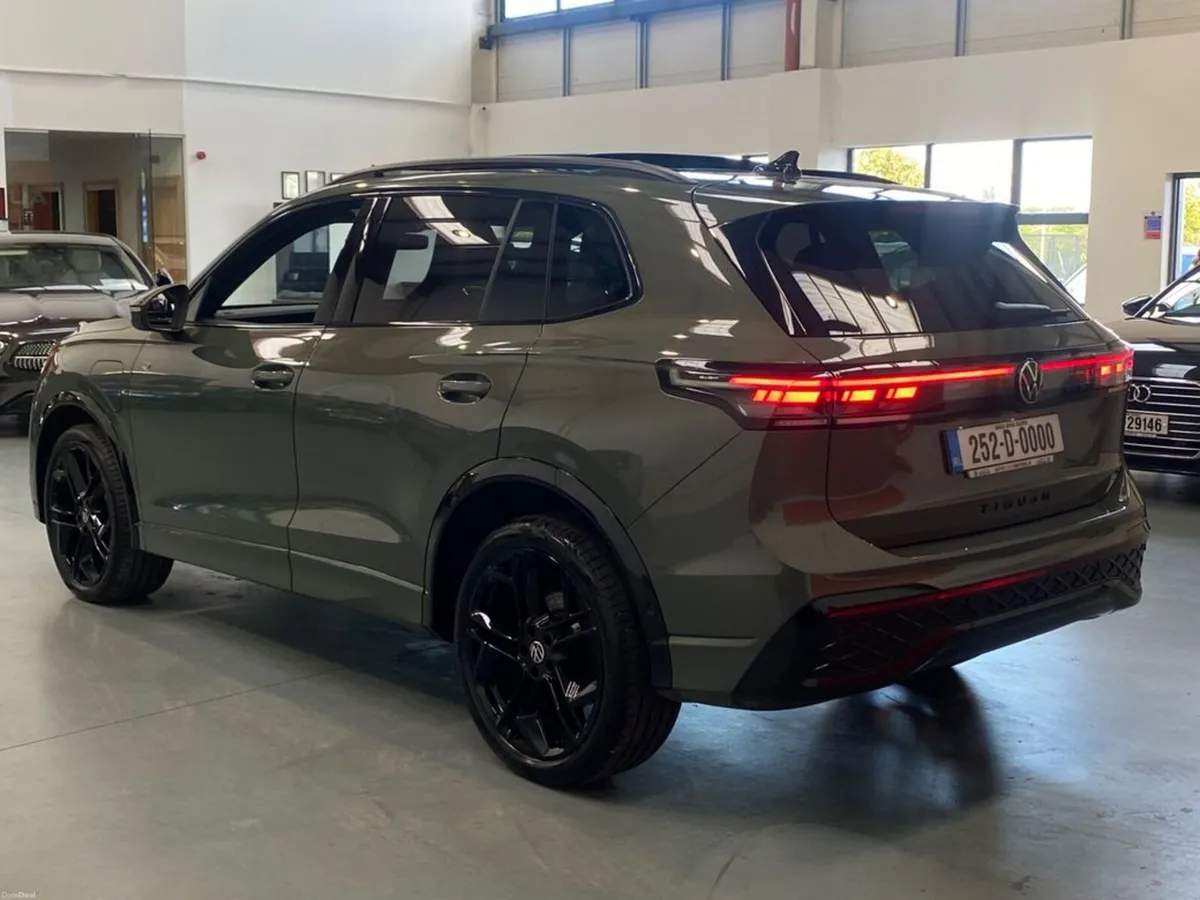 Volkswagen Tiguan R-LINE TSI DSG - Image 6