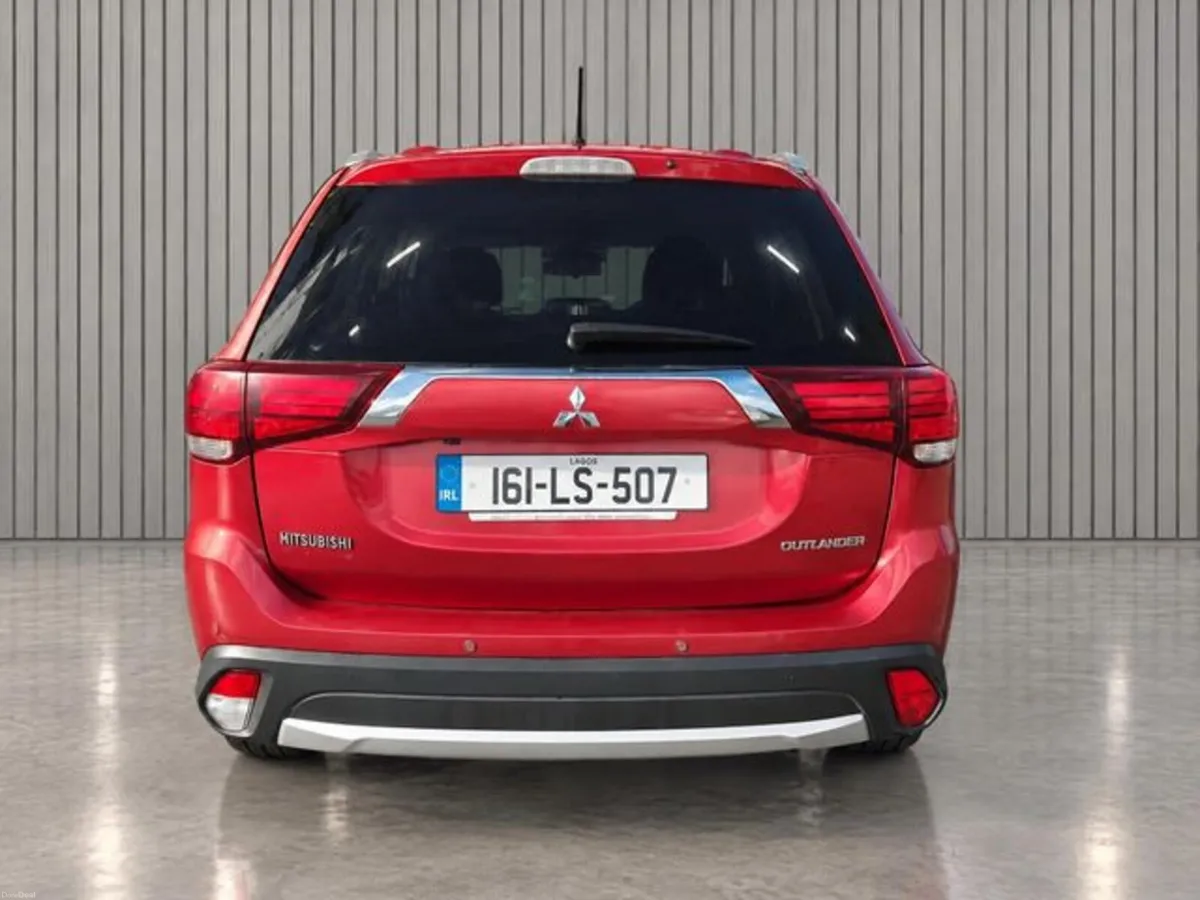 Mitsubishi Outlander 2.3 DIESEL/NEW NCT - Image 5