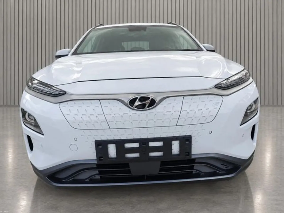 Hyundai KONA PREMIUM 95%SOH - Image 3