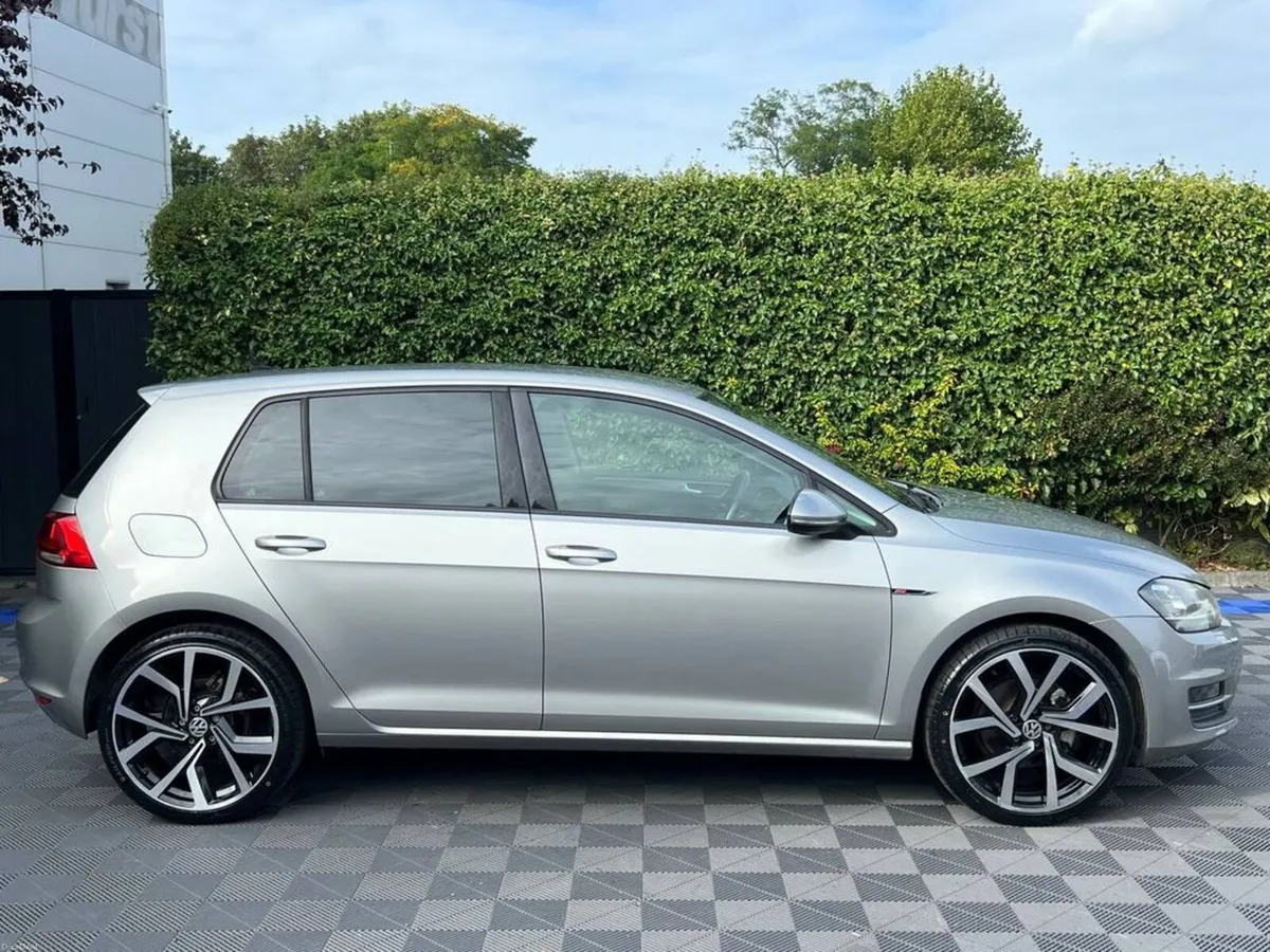 Volkswagen Golf R-LINE PACK 1.2 TSI AUTO // NEW 19 - Image 2