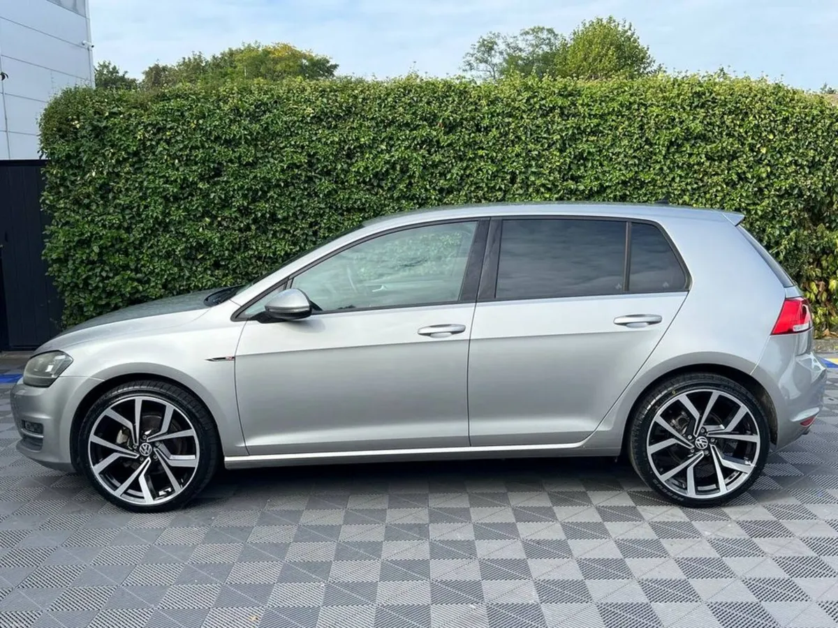 Volkswagen Golf R-LINE PACK 1.2 TSI AUTO // NEW 19 - Image 3