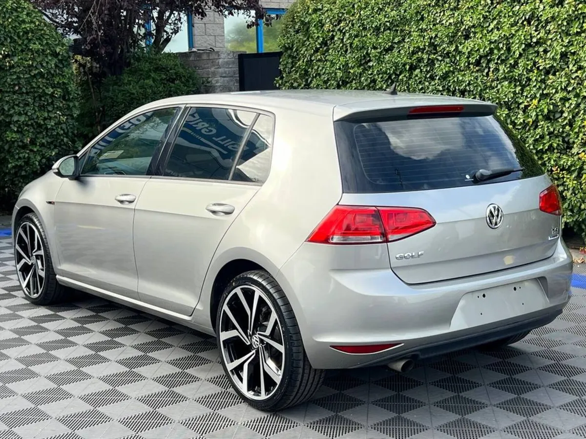 Volkswagen Golf R-LINE PACK 1.2 TSI AUTO // NEW 19 - Image 5