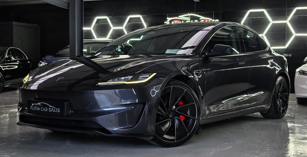 🔥 2024 Tesla Model 3 Performance in Premiuim Stea - Image 2