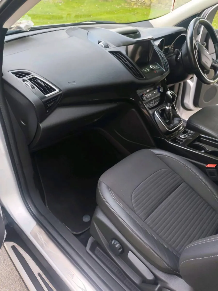 Ford kuga - Image 5