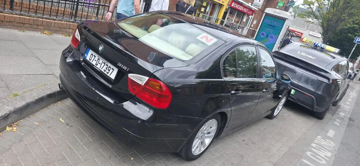 BMW 3-Series 2007 - Image 1