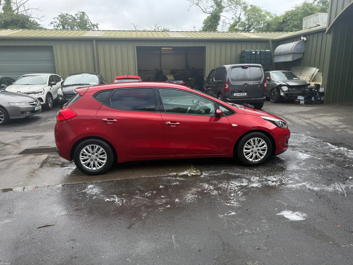 Kia Ceed 2012 - Image 3
