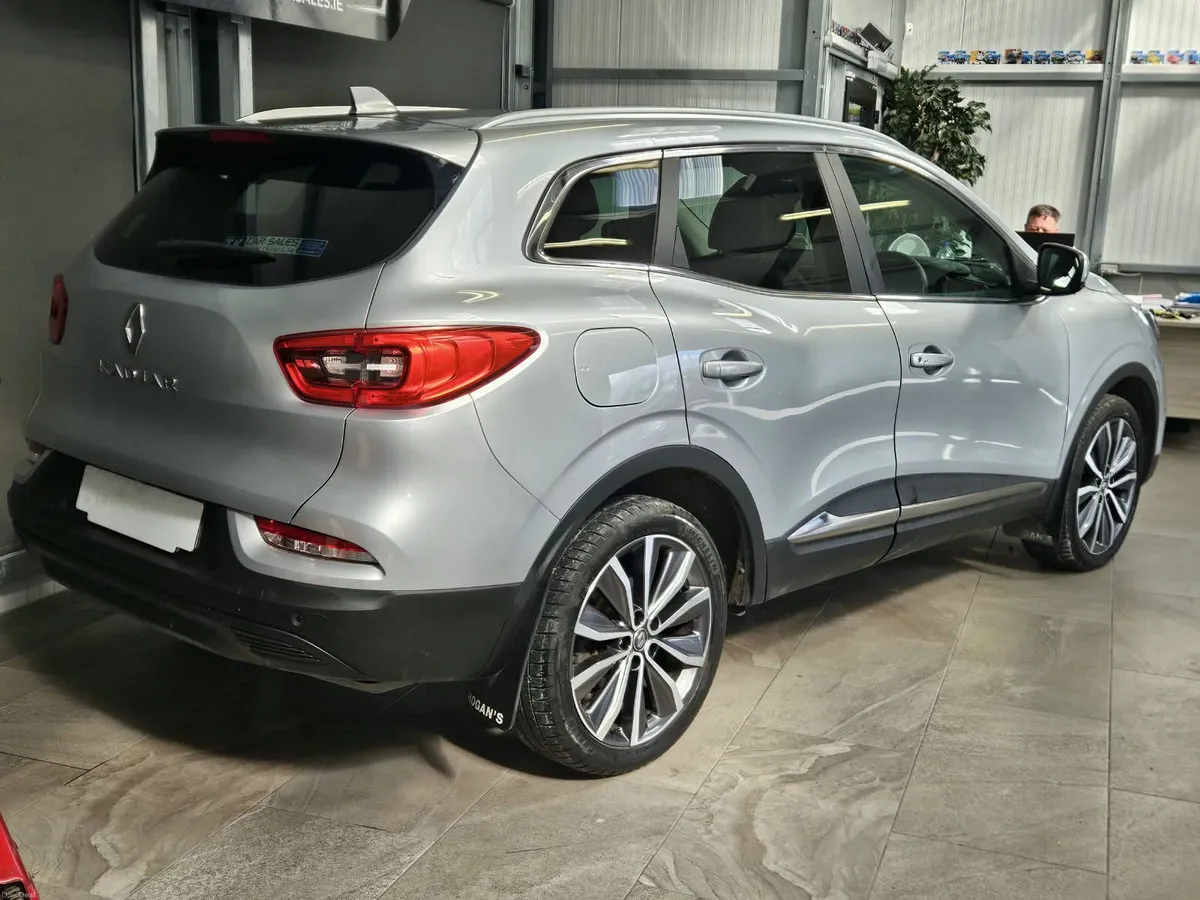211 RENAULT KADJAR - Image 3