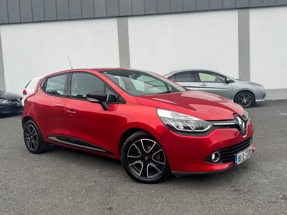 Renault Clio 2016 Automatic low mileage 26 km - Image 2