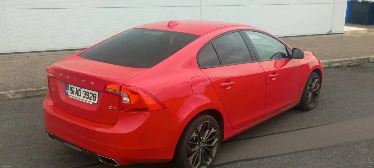 2015 Volvo s60 - Image 4