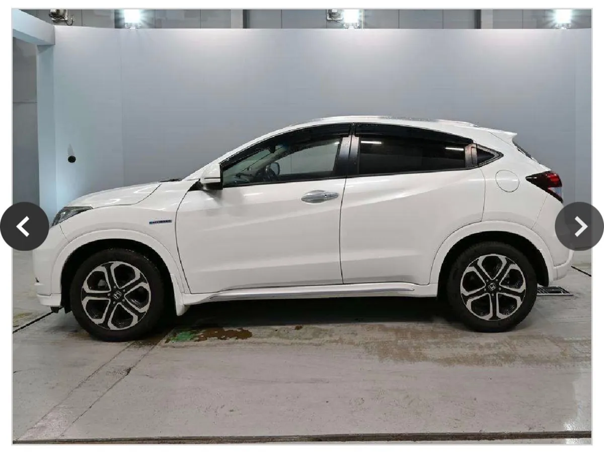 Honda Vezel 2017 | Automatic | Arriving end of 26 - Image 2