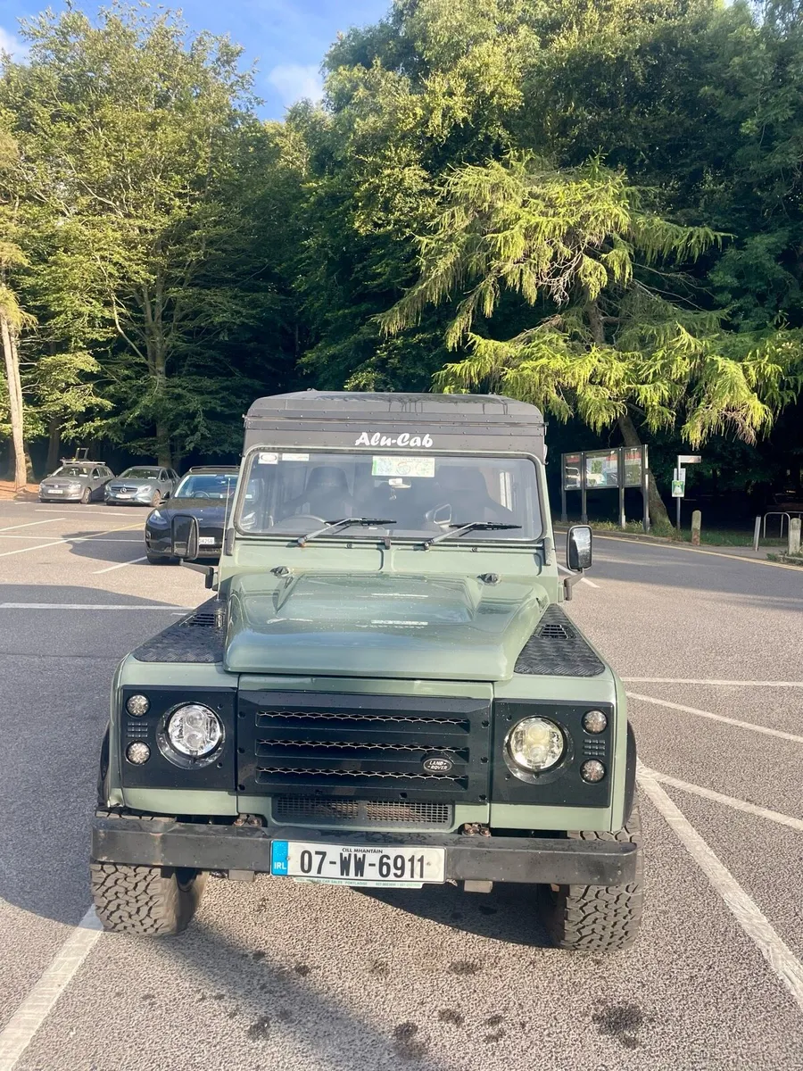 Land Rover Defender 110 - Premium Camper - Image 5