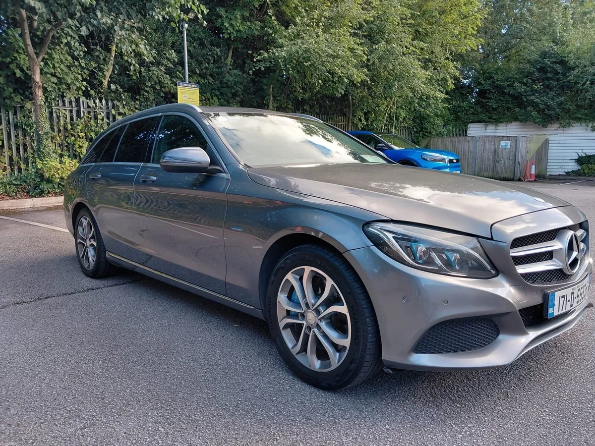 Mercedes C350e Automatic Plug in Hybrid - Image 3