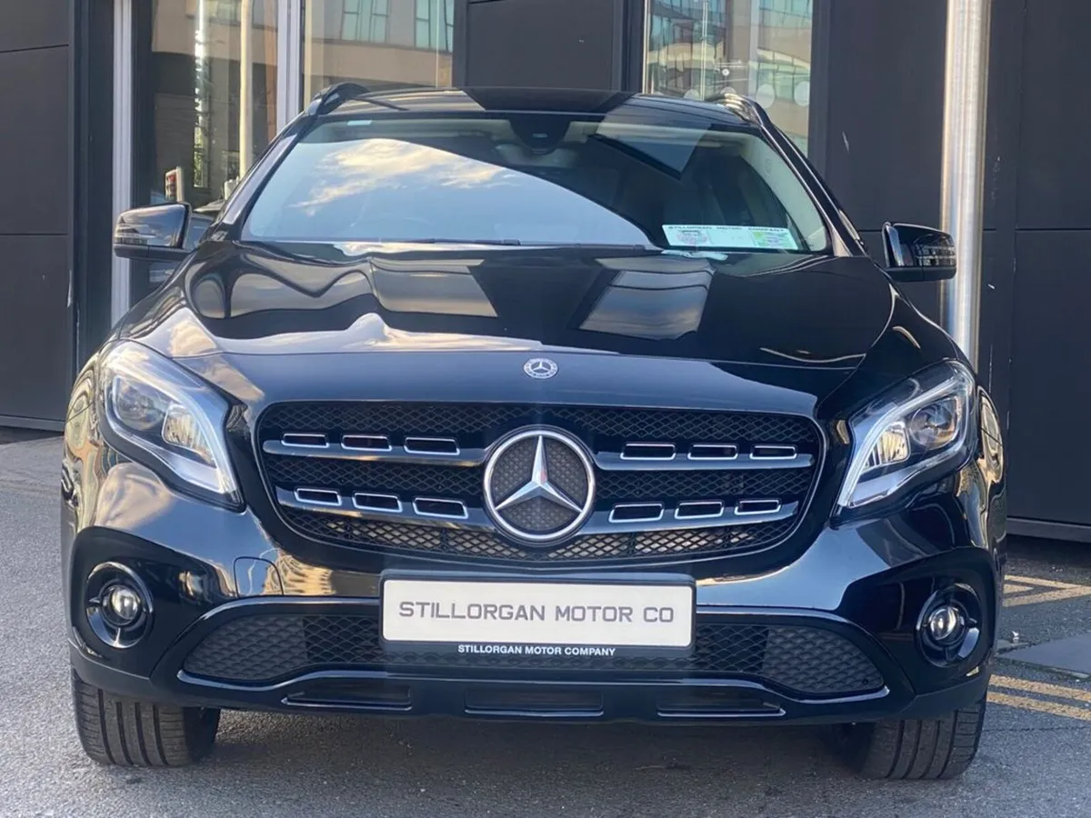 Mercedes-Benz GLA 180 AMG Night Edition Auto - Image 2
