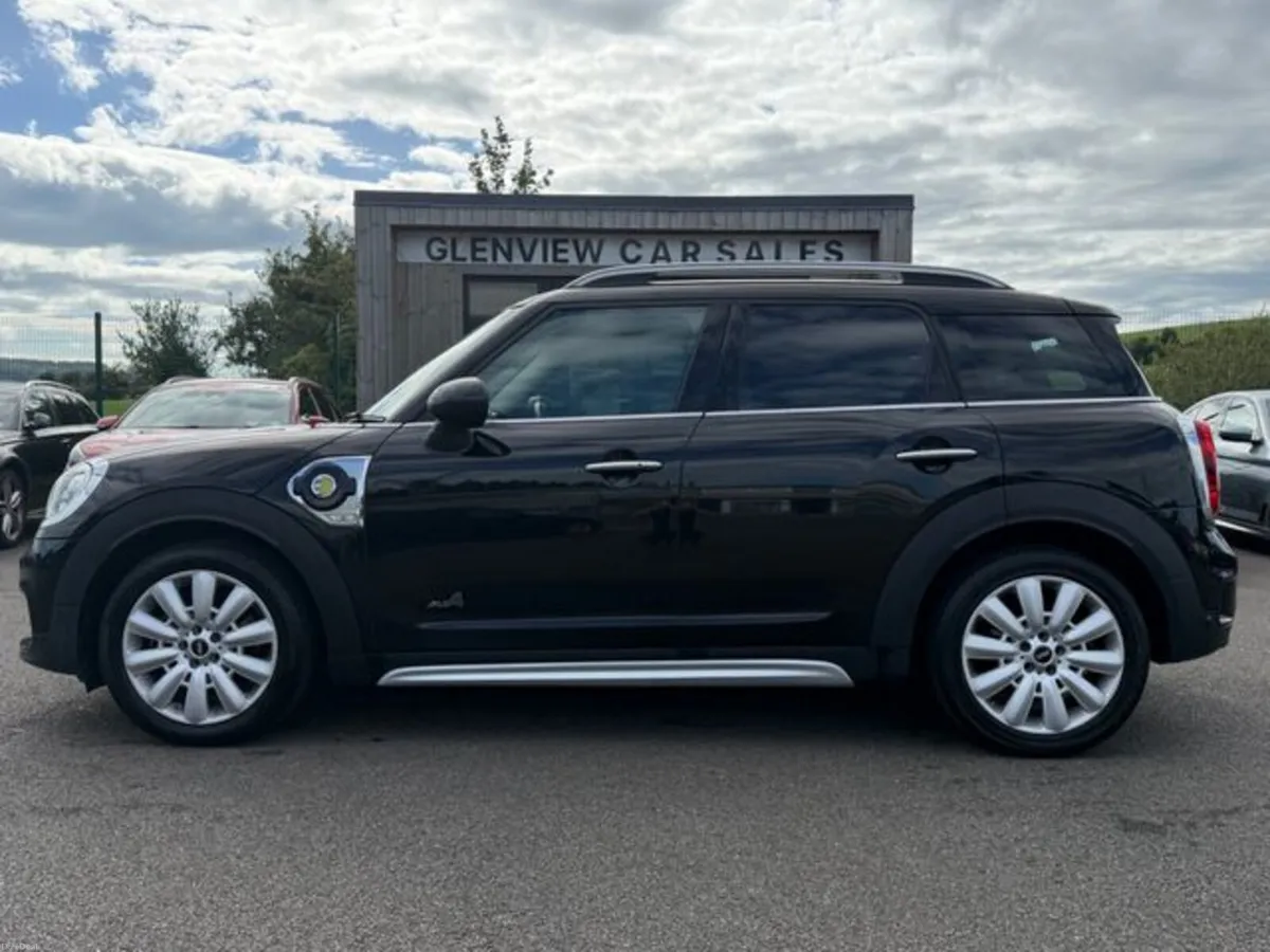 Mini Cooper Countryman ALL4 SE - Image 4