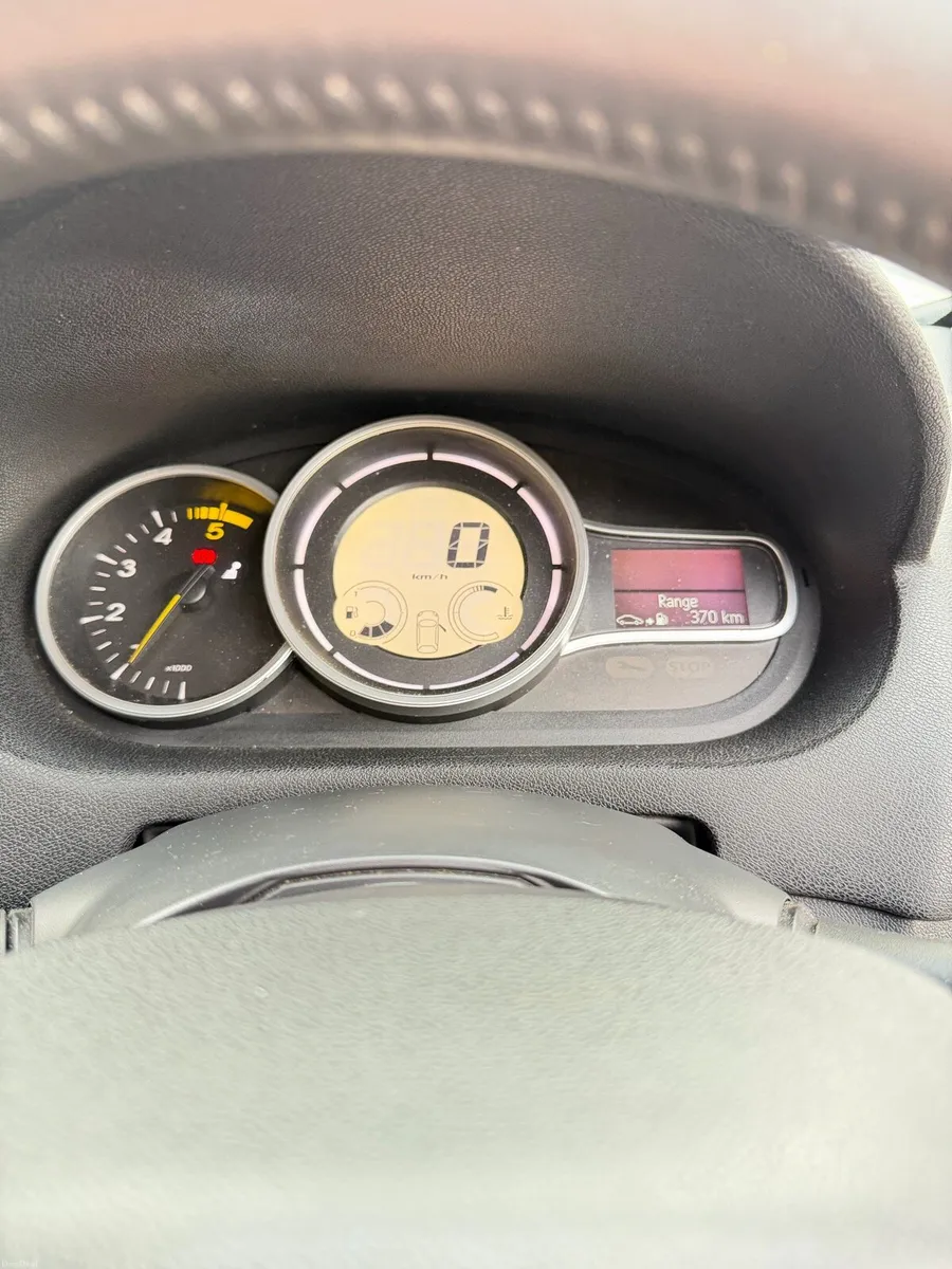 Renault fluece - Image 5