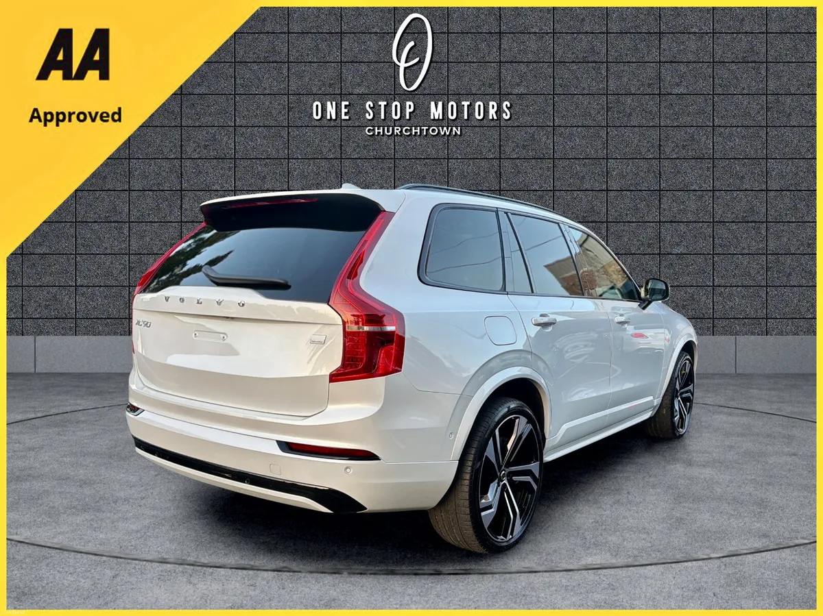 2024 Volvo XC90 T8 *ULTIMATE DARK PLUS* PHEV-7SEAT - Image 6