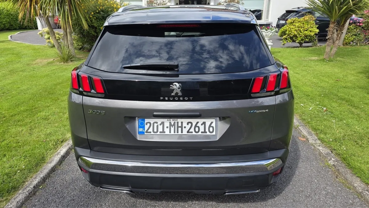 RARE 2020 Peugeot 3008 GT 300BHP 4WD PLUGIN HYBRID - Image 3